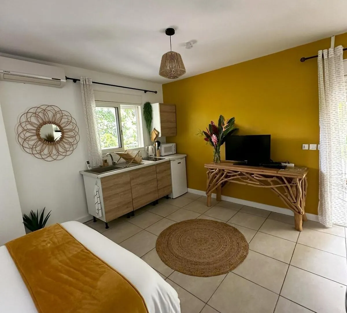 Escapade Soleil Avec Piscine Et Plage A Deux Pas -15 Pourcents Sur Les Sejour Plus De 7 Jours Le Gosier  0*, Le Gosier (Grande-Terre)